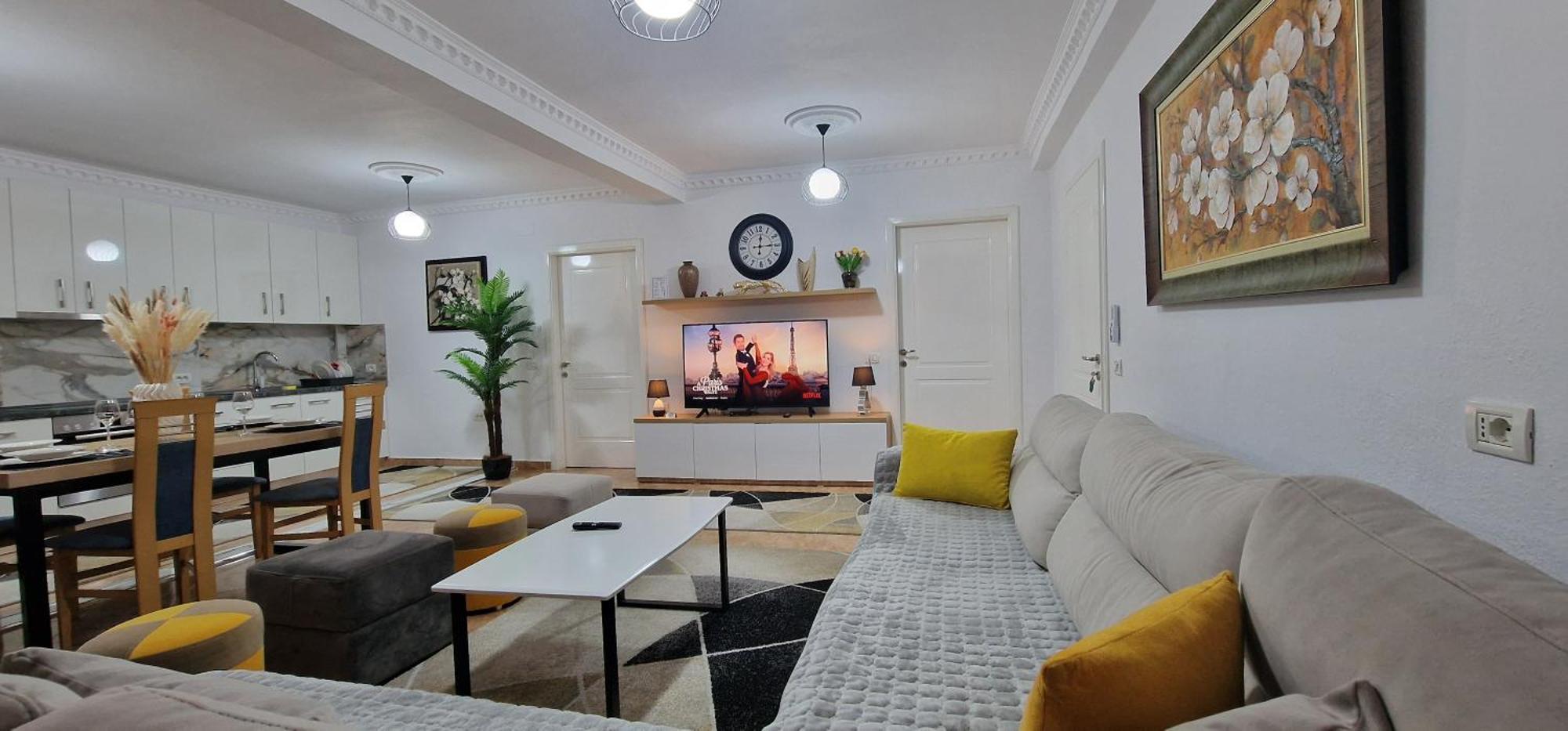 Daily Rent Apartment City Center Elbasan 6 Exteriör bild
